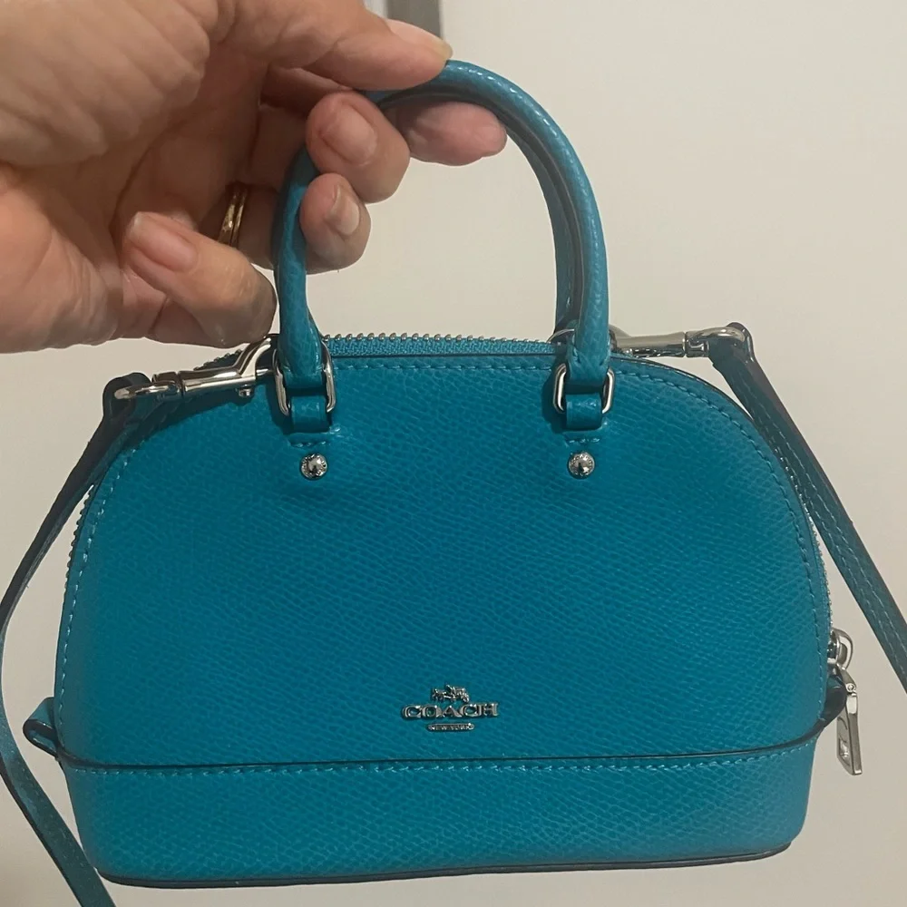 Coach mini crossbody bag